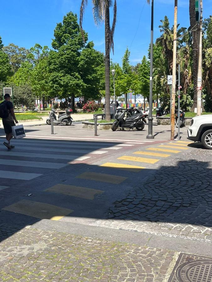 卡斯特拉玛雷帝斯达比亚Centro Stabia公寓 外观 照片